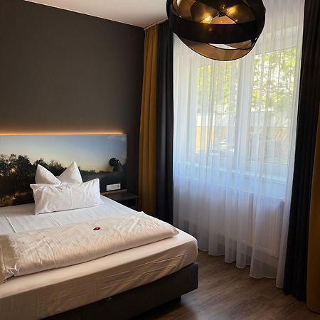 Hotel Kitz Ehemals Schlemmerhuette Langweid Bagian luar foto