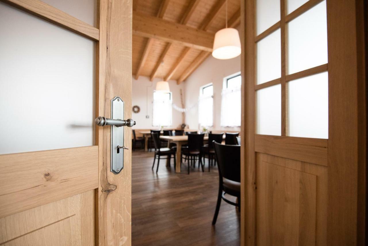 Hotel Kitz Ehemals Schlemmerhuette Langweid Bagian luar foto
