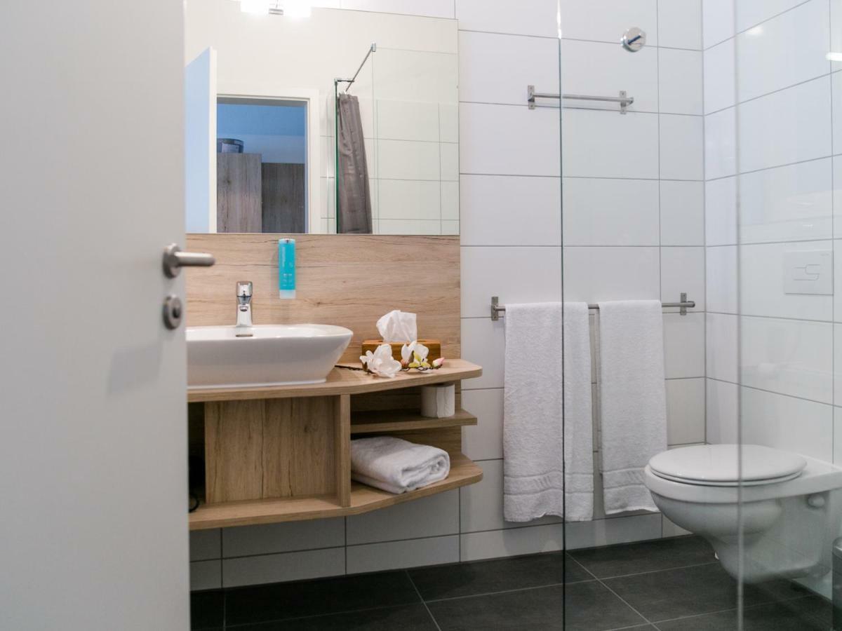 Hotel Kitz Ehemals Schlemmerhuette Langweid Bagian luar foto